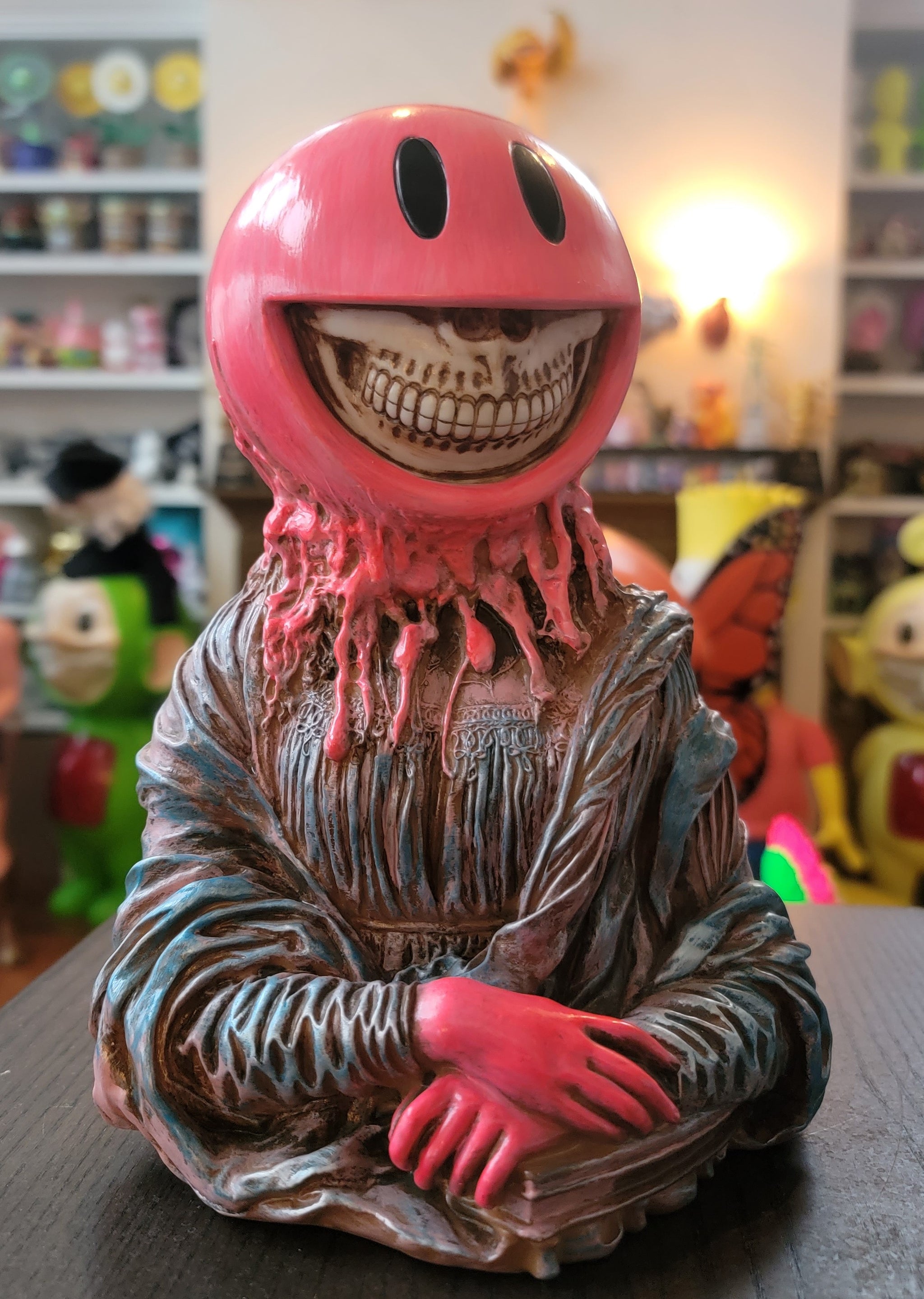 mona_2048x.jpg?v=1670445496